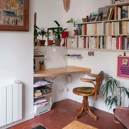 Charming Bright Apartment With Nice Deco In Paris باريس